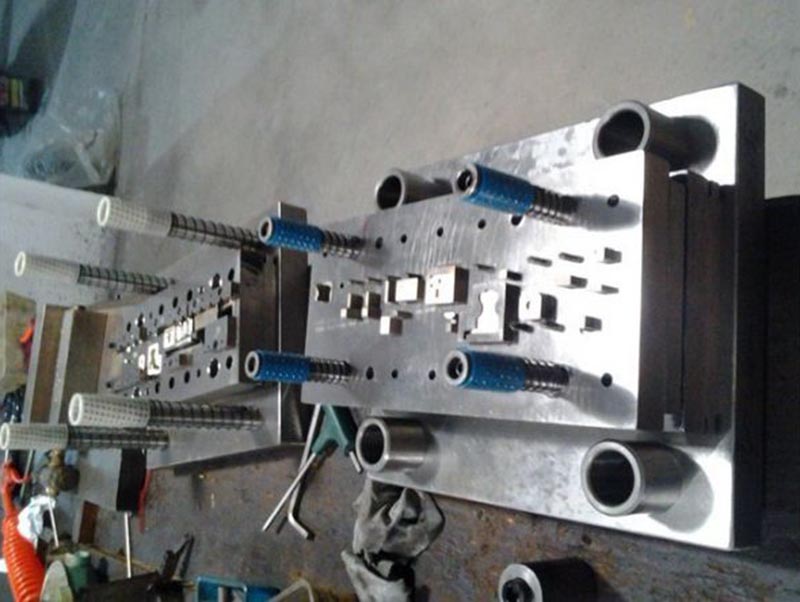 涞水模具制造-12