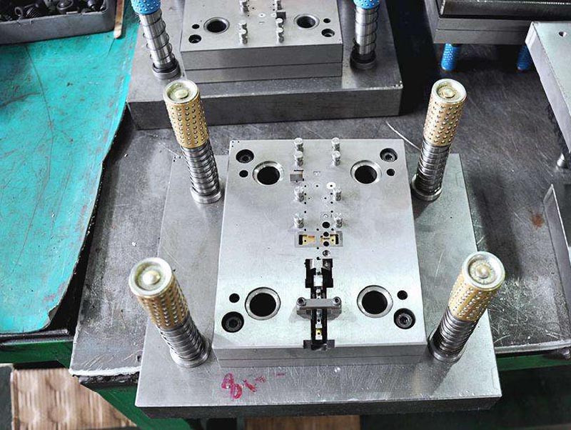 涞水模具制造-01