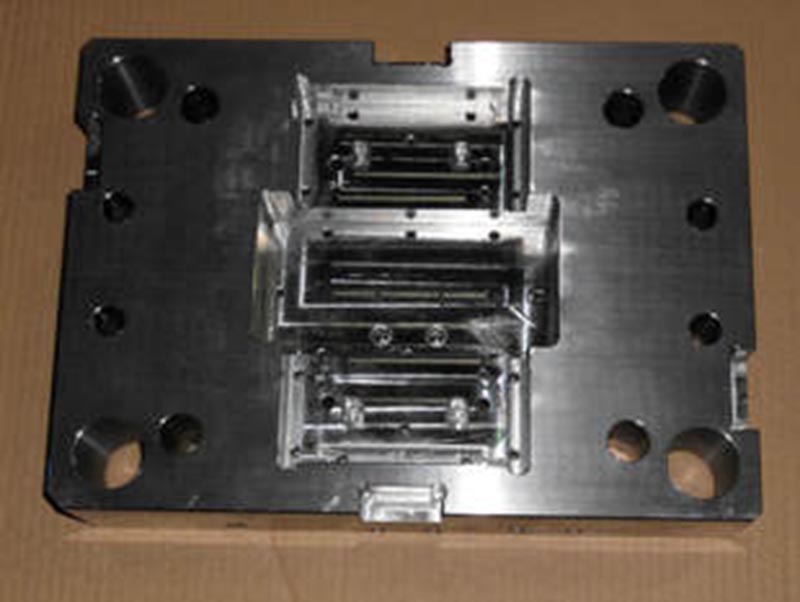 涞水精密塑料模-06